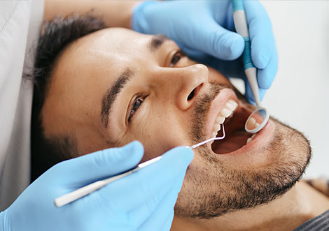 Best Teeth Whitening Dentist in Mahalaxmi Nagar